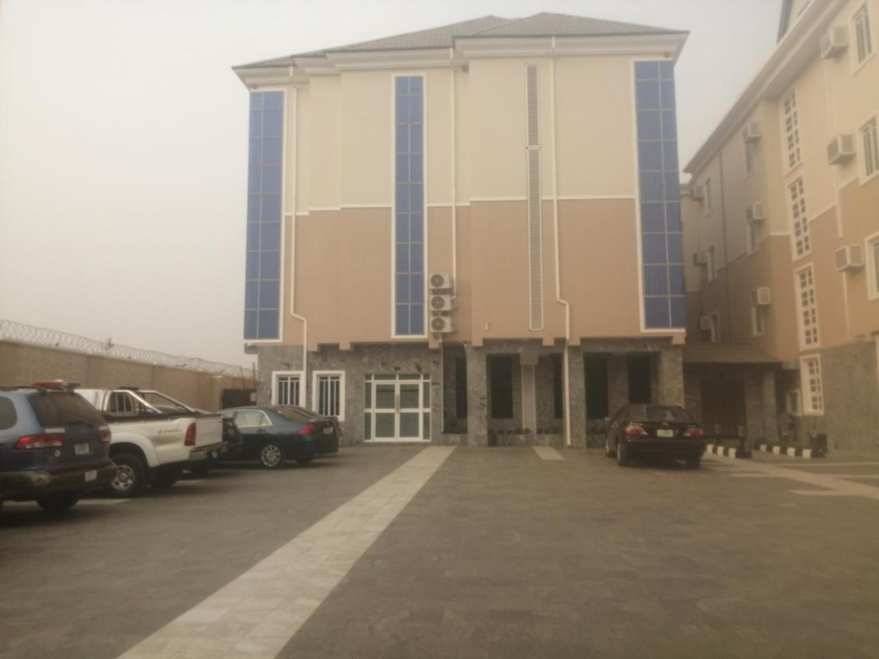 Grand Venice Transit Apartments Lagos Eksteriør billede