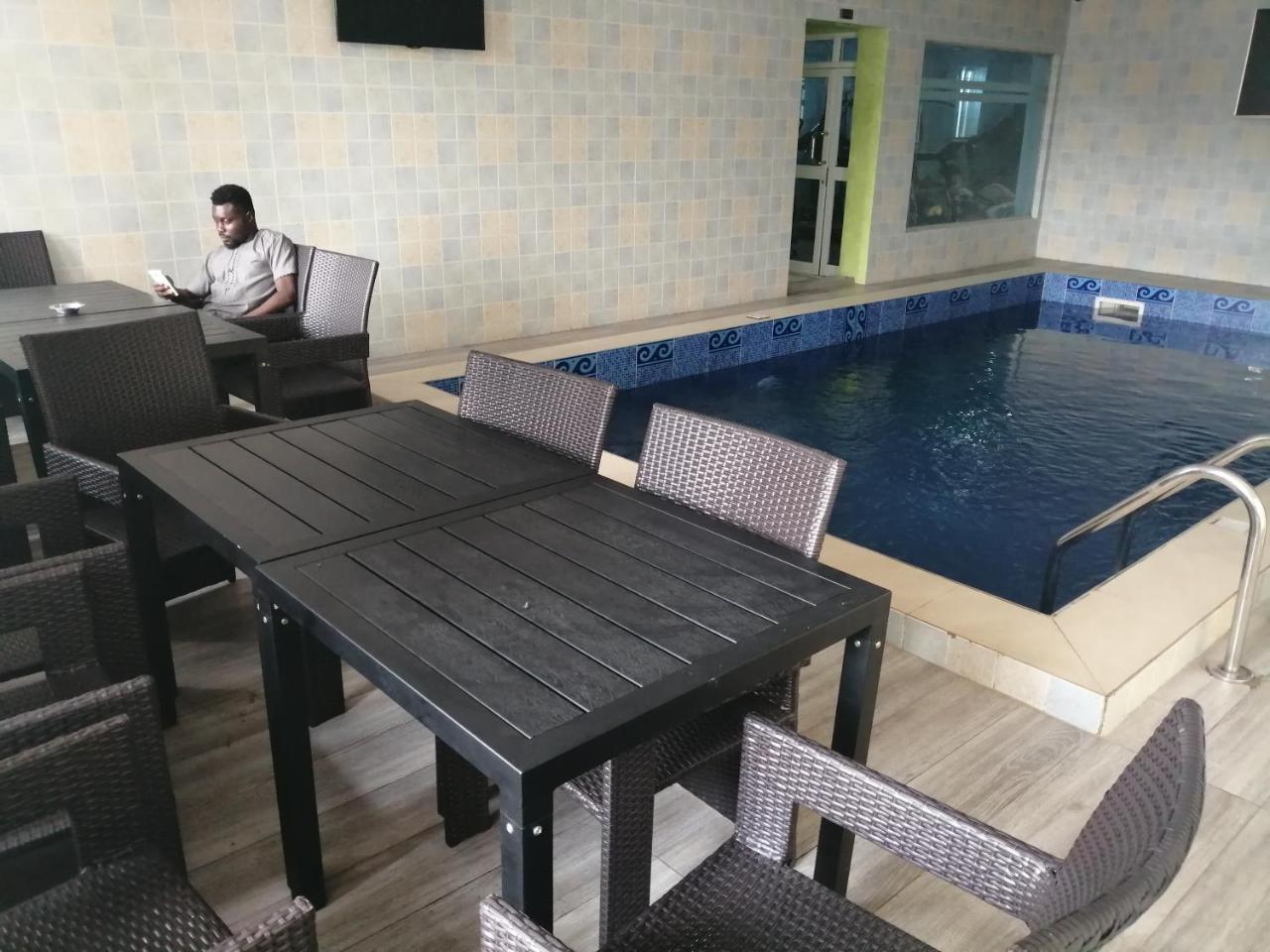 Grand Venice Transit Apartments Lagos Eksteriør billede